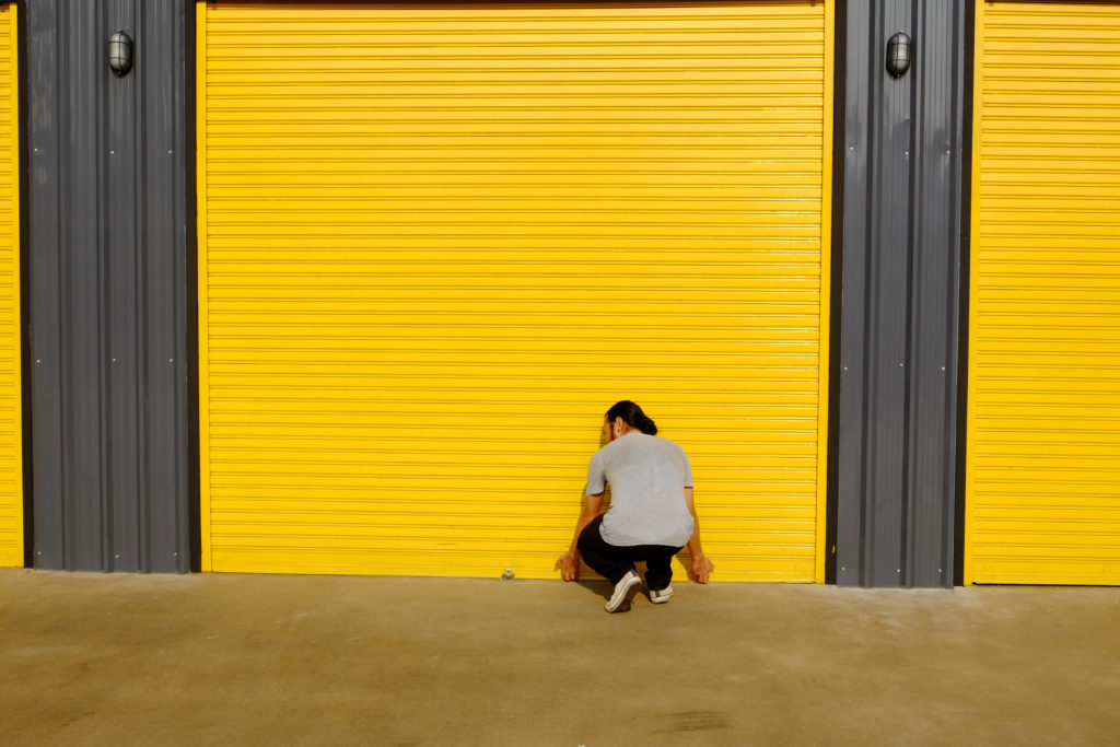 15 cách tiếp cận sáng tạo để cải thiện cửa cuốn của bạn