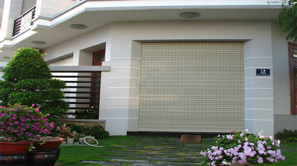 Cửa cuốn khe thoáng thân thiện với người dùng