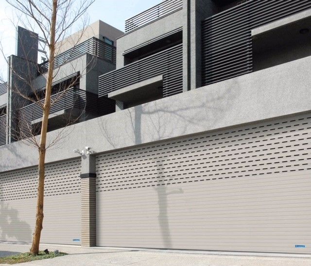 Cửa cuốn trong suốt và những tính năng ưu việt