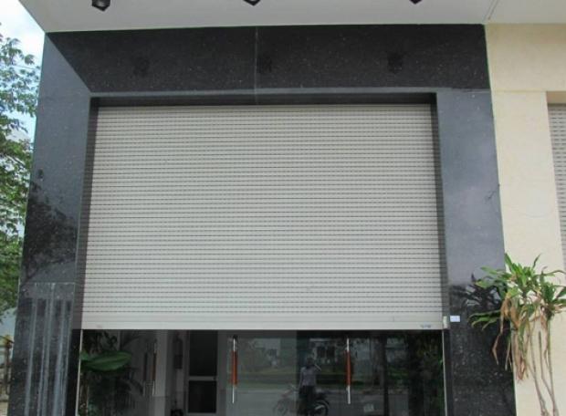 Khắc phục những lỗi hay gặp ở cửa cuốn tự động Khắc phục những lỗi hay gặp ở cửa cuốn tự động