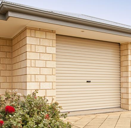 Sự thuận tiện của cửa cuốn tấm liền