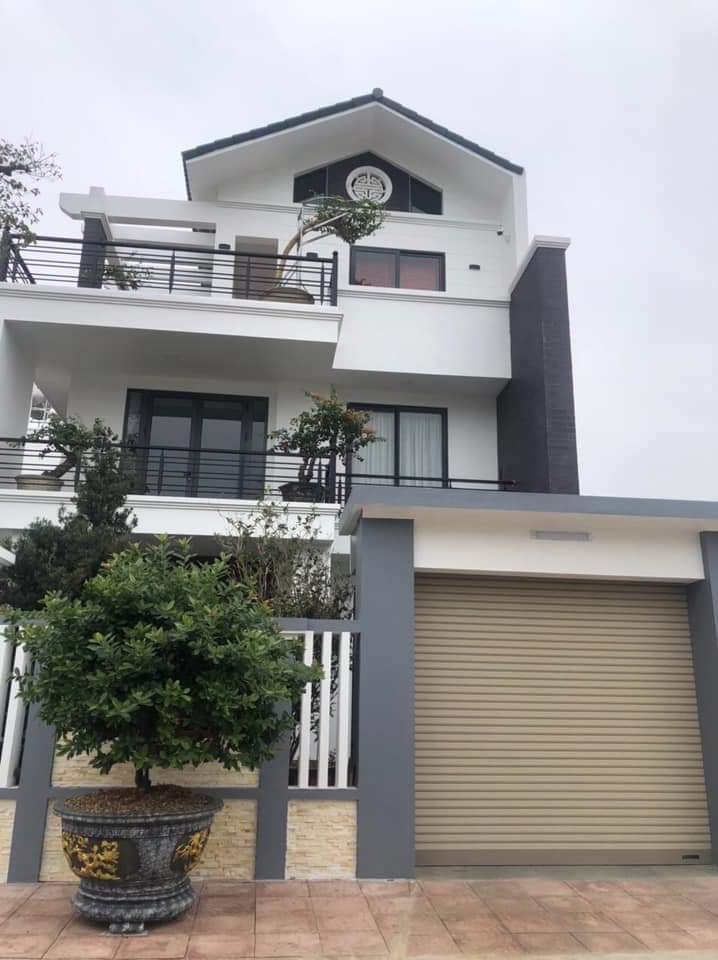 Tầm quan trọng của ô xuyên sáng cửa cuốn