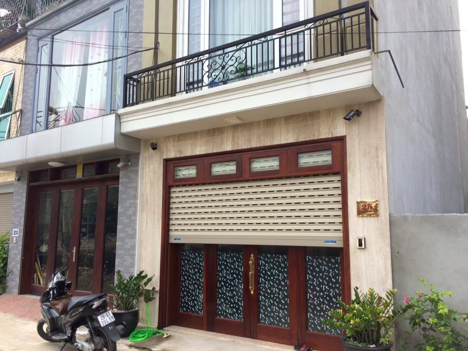  khóa ngang cửa cuốn- giải pháp chống trộm thông minh cho cửa cuốn 